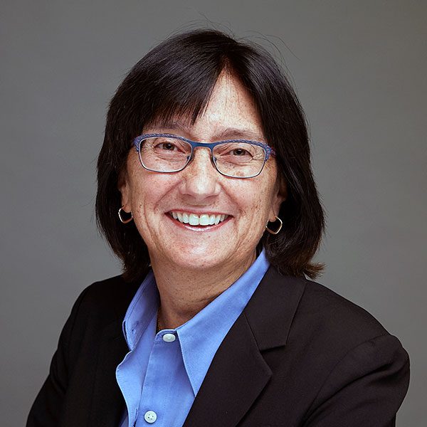 Nancy Harhut vine pentru prima oară în România la GPeC SUMMIT - evenimentul de referință în E-Commerce și Digital Marketing