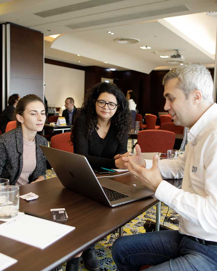 Sesiuni de Mentorship intre Juriul Competitiei GPeC si magazinele online