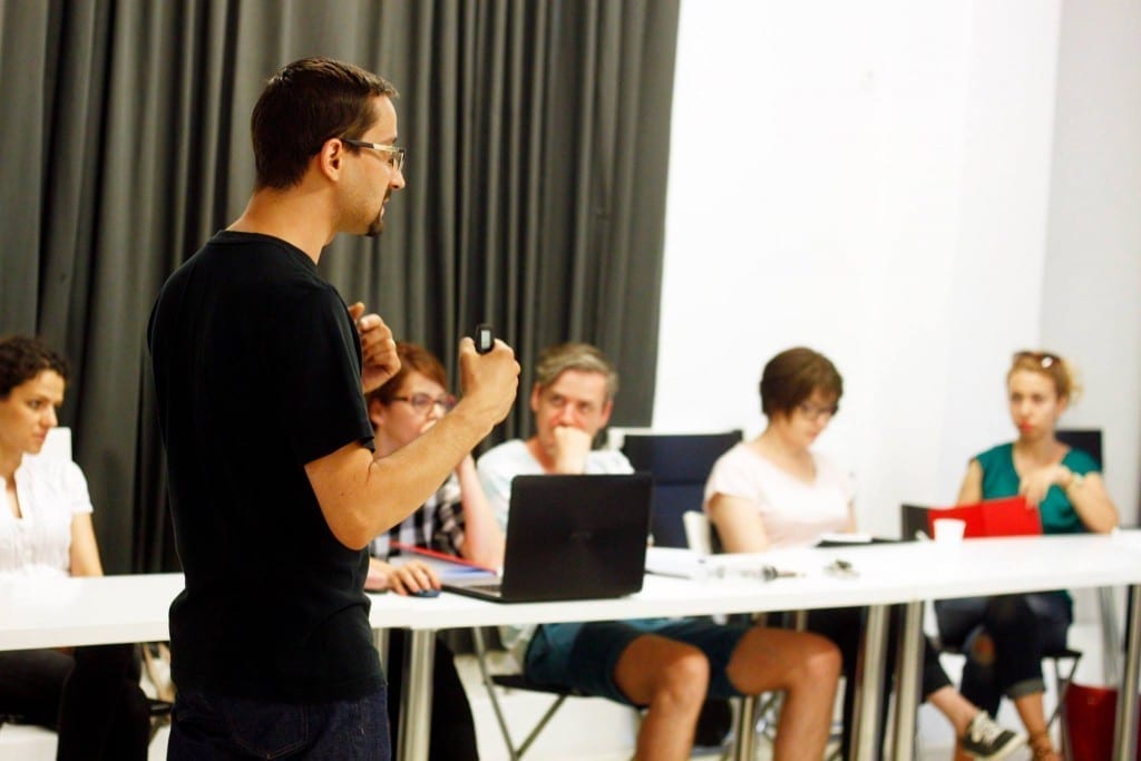 Trainerul, Andrei Radu, are peste 15 ani de experiență în E-Commerce Andrei Radu curs e-commerce